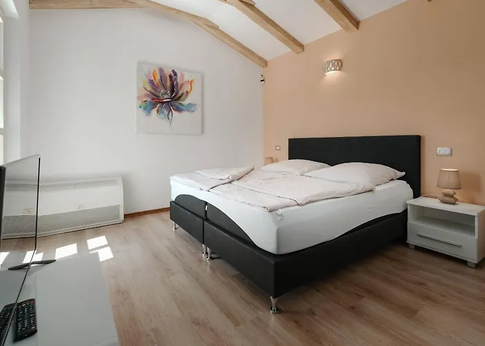 Villa De Marchi Vižinada